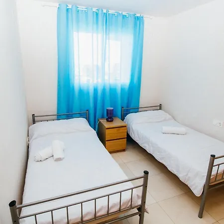Θέρετρο Espectacular Residencial En 2a Linea Piscina Tenis 4*